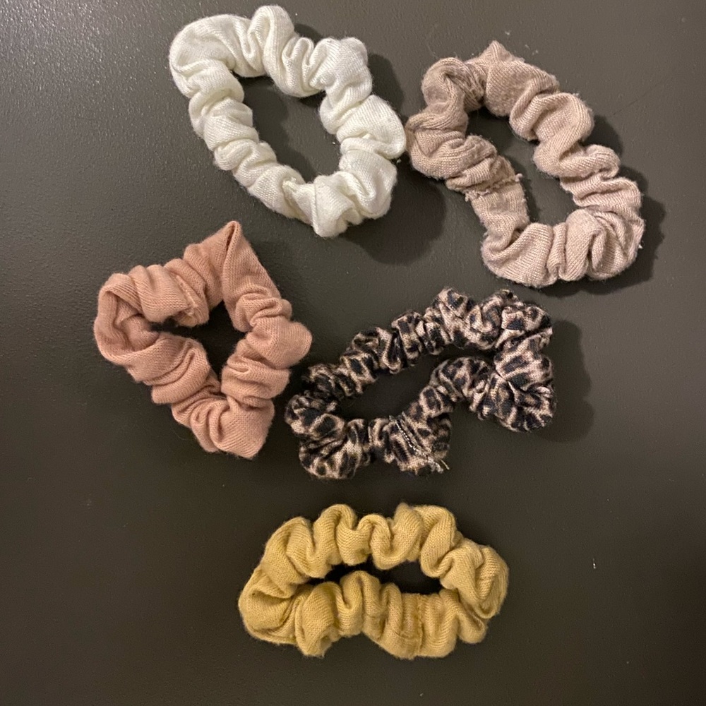 Assorted mini scrunchies